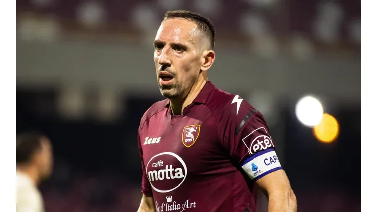 Franck Ribery sufrió un fuerte accidente automovilístico.