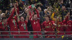 Liverpool alza su novena Copa de la Liga