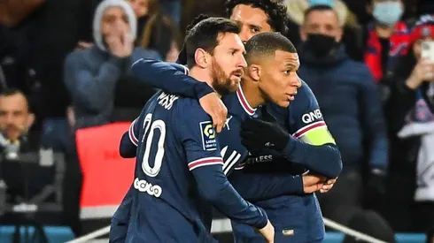Messi y Mbappé, figuras del triunfo de PSG en Ligue 1.