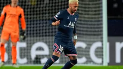 Neymar en acción con PSG.
