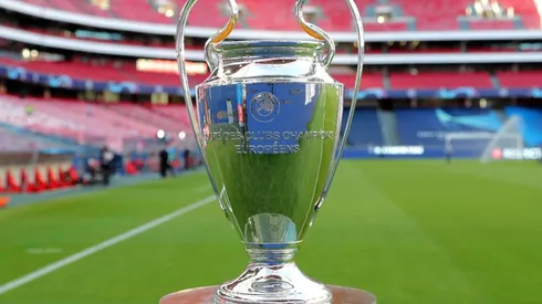 Trofeo de la UEFA Champions League.