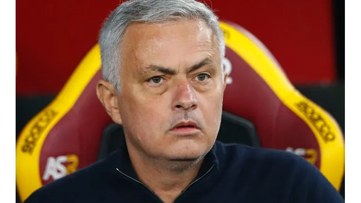 Mourinho no le encuentra la vuelta a Roma y recurrirá a Totti.