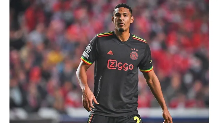 Sebastien Haller, delantero de Ajax y goleador de la Champions.