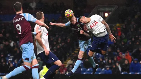 Ben Mee, el autor del gol de Burnley.