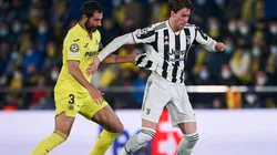 Albiol en acción con Vlahovic.