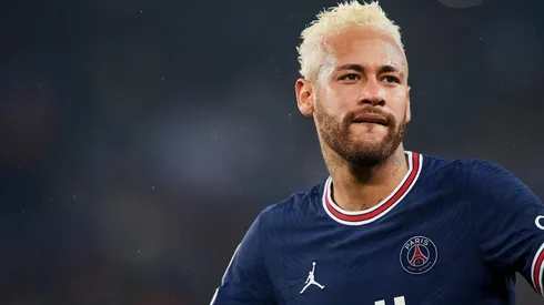Neymar mira con cariño a una nueva liga.
