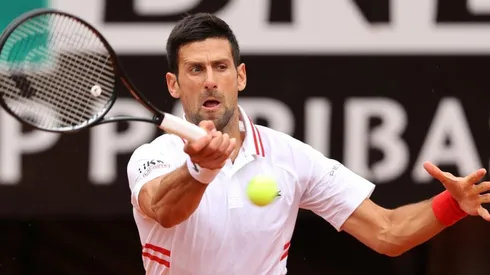 Djokovic causa un nuevo conflicto por su presencia en un torneo.