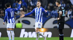 Festejo de gol de Toni Martínez.