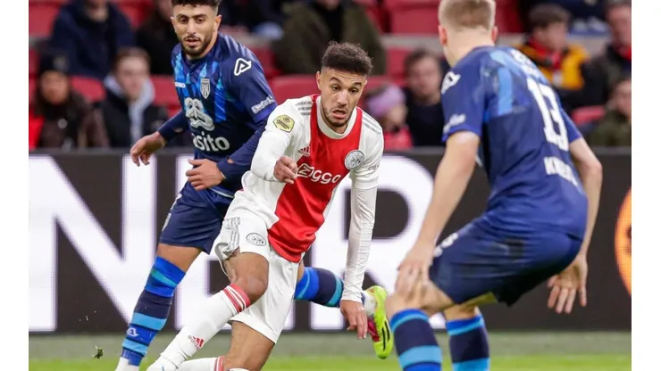 Mazraoui desata una batalla entre tres grandes de Europa.