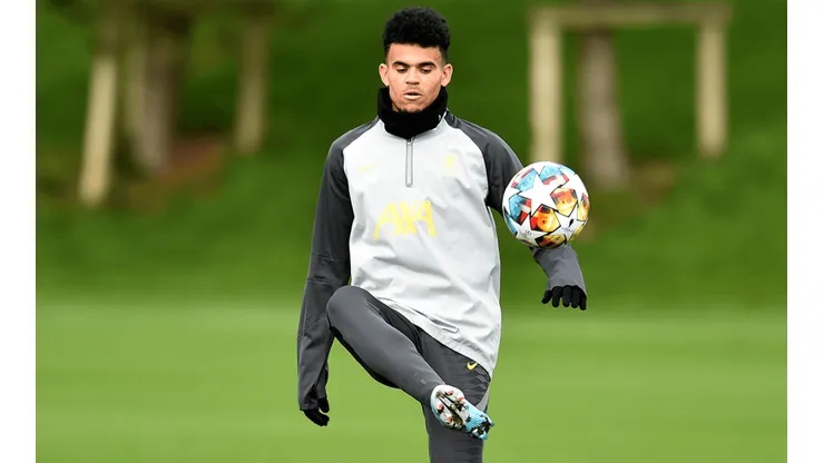 Luis Díaz en entrenamiento previo a Champions.