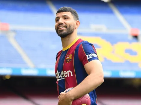 Agüero explicó su foto con la camiseta de Olimpia de Paraguay
