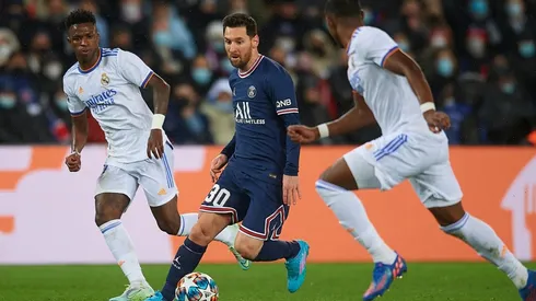 Messi ante Vinícius y Alaba.