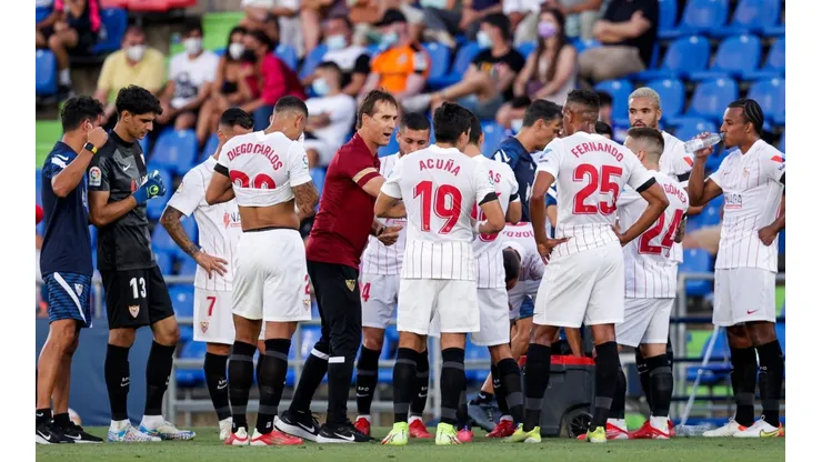 Sevilla recibiría fuertes ofertas en verano.