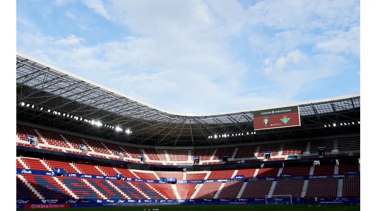 El estadio El Sadar de Osasuna está nominado entre los mejores del mundo de 2022 (Getty images).