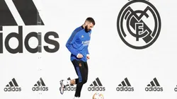 Benzema no pudo completar la práctica previa al viaje a Paris
