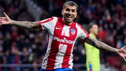 Festejo de gol de Ángel Correa.