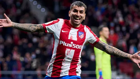 Festejo de gol de Ángel Correa.