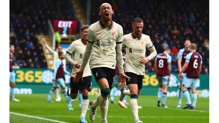 Fabinho festeja su gol