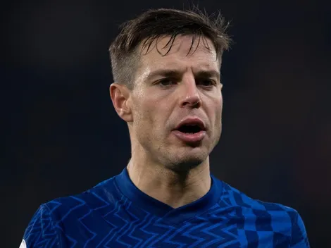 Barcelona se puede quedar con las ganas de tener a Azpilicueta