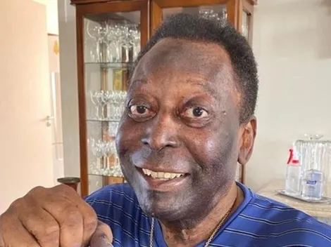 Pelé termina con los rumores sobre su salud