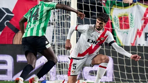 Momento del caño de William Carvalho.