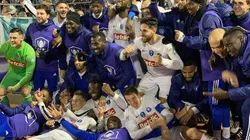 Versailles festeja su paso a semifinales.