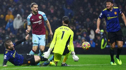 Así le anotaron a Manchester United.