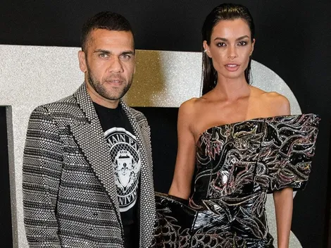 La particular reacción de Dani Alves por piropos a su esposa