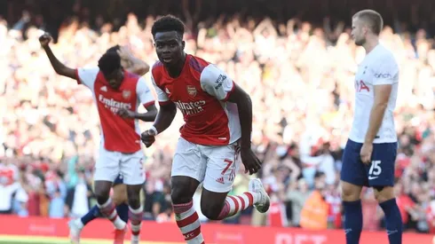 Arsenal trollea a Tottenham con sus títulos.