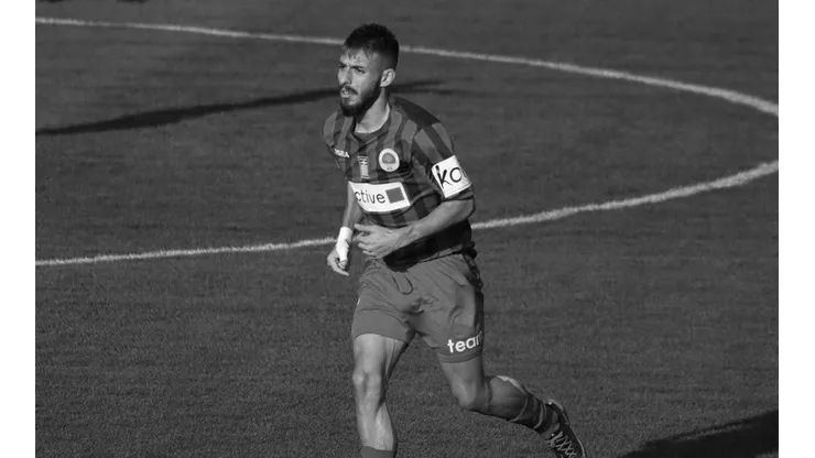 Dolor en el fútbol por la muerte de Alexandros Lampis.