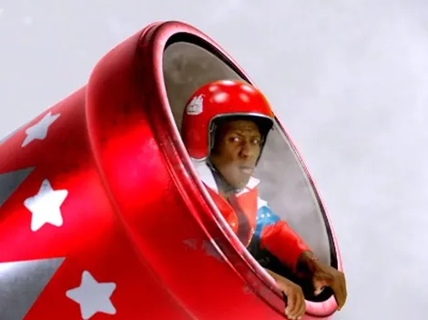 Luis Advíncula protagonizó un divertido comercial de desodorantes