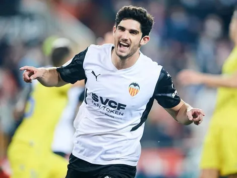 Valencia pasó aprietos para vencer a Cádiz y así sellar su paso a 'semis' de Copa del Rey