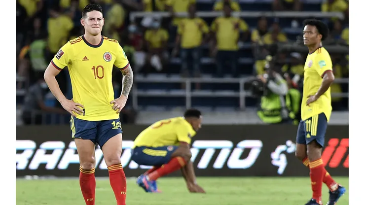 James y Cuadrado, dos líderes colombianos lamentando la derrota.