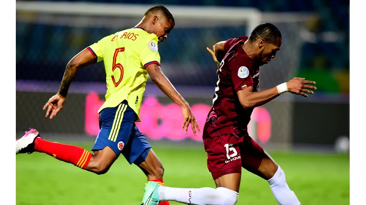 Colombia y Venezuela en partido de Copa América.