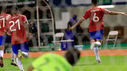 Festejo de gol de Costa Rica.