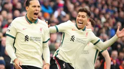 Virgil Van Dijk y Firmino en el primer gol de Liverpool