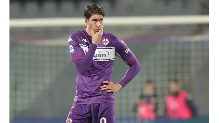 Dusan Vlahovic, la figura que quiere Juventus y puede ayudar a Barcelona.