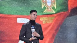 Cristiano Ronaldo recibe un premio especial en The Best.
