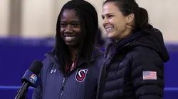 Erin Jackson y Brittany Bowe, patinadoras de velocidad de Estados Unidos