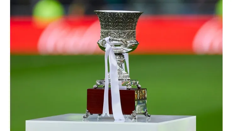 Barcelona sumó otra Supercopa de España.