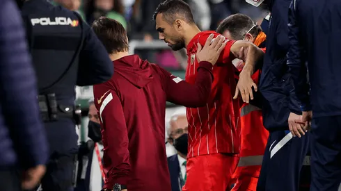 Jordan saliendo de la cancha del Villamarín.