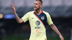 Menez en su época con América.