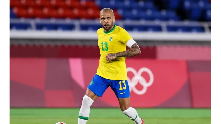 Dani Alves vuelve a ser convocado por Brasil.