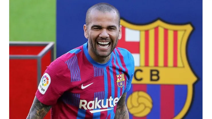 Dani Alves sigue sumando logros.