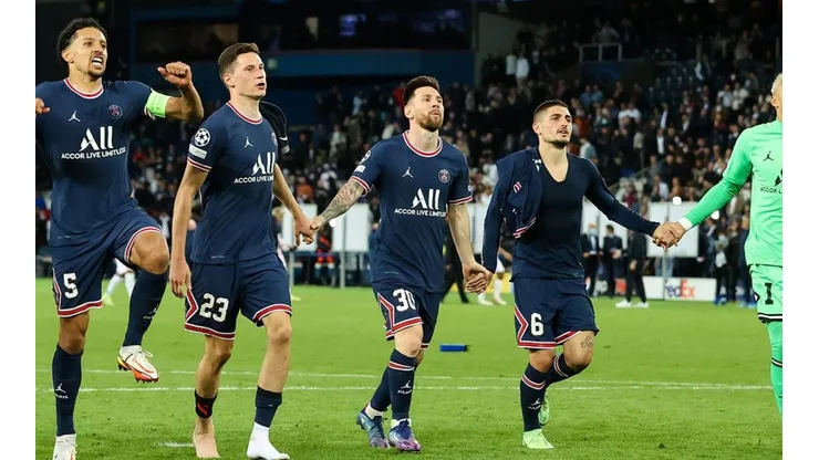 Messi y PSG en festejo por Champions.