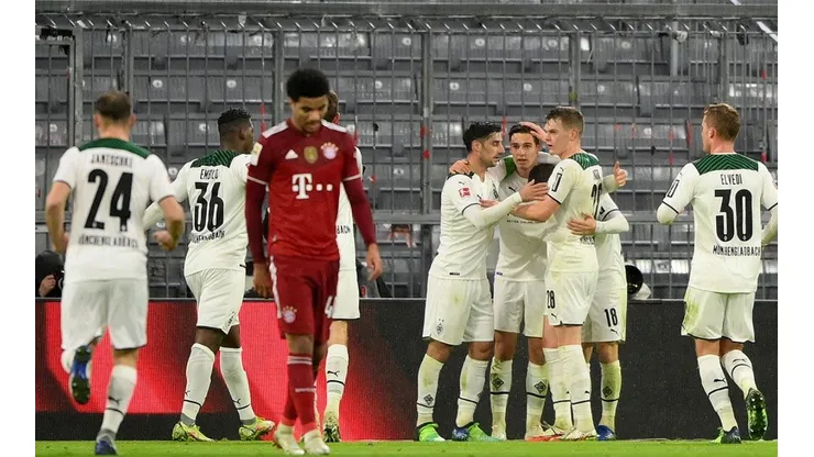 Bayern Múnich cayó con Monchengladbach.