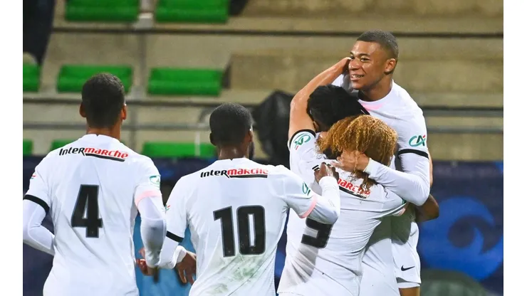 Mbappé convirtió un triplete en la Copa de Francia.