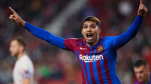 Ronald Araujo, uno de los apuntados para renovar en Barcelona.