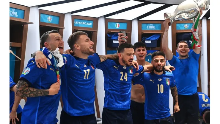 Jugadores de la selección italiana luego de ganar la Euro.