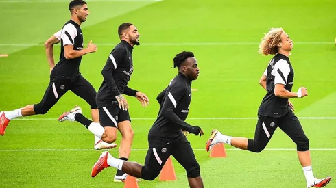 Entrenamiento de PSG con Kurzawa.